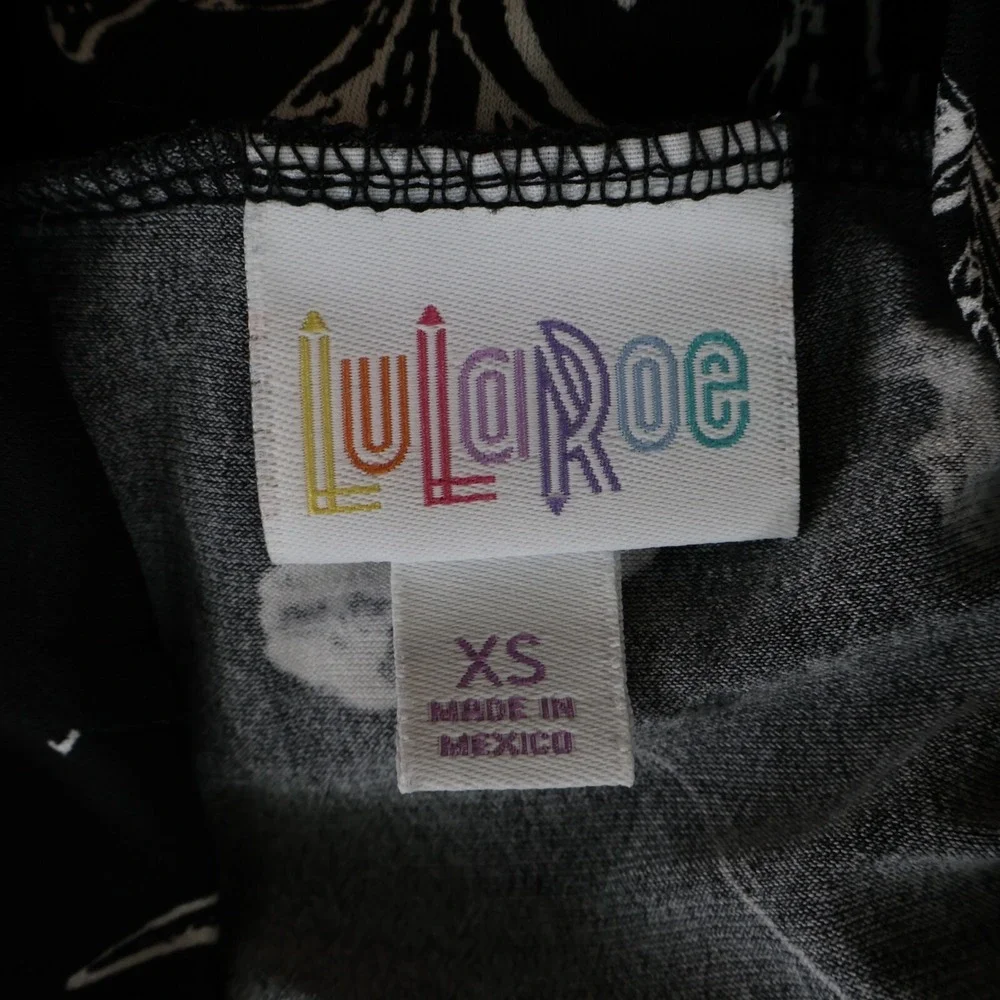 LuLaRoe A-Line Skirt Womens Size XS Black White Floral‎ Polyester Blend Stretch